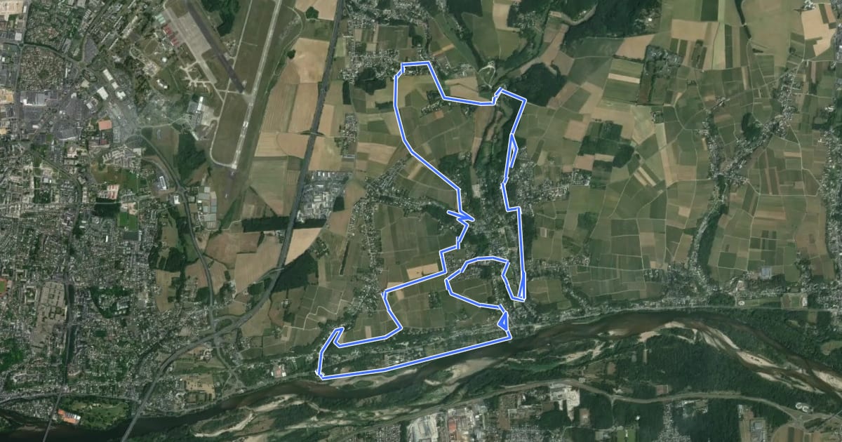 Маршрут Sentier Saint Georges - Rochecorbon на спутниковом снимке