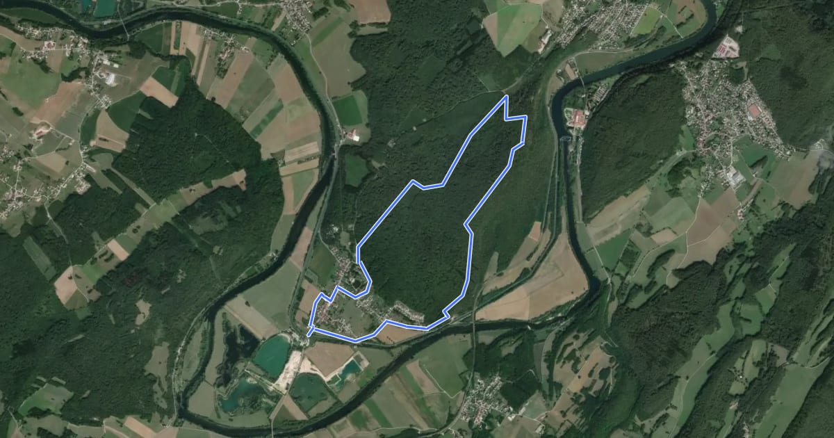 Маршрут Sentier sur les Roches на спутниковом снимке
