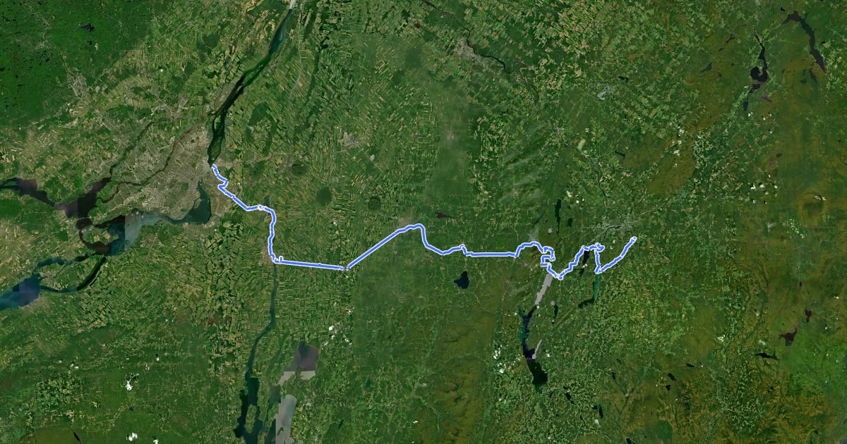 Маршрут Sentier Trans-Canada Montréal - Sherbrooke на спутниковом снимке