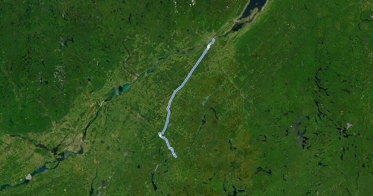 Маршрут Sentier Trans-Canada Sherbrooke - Québec на спутниковом снимке