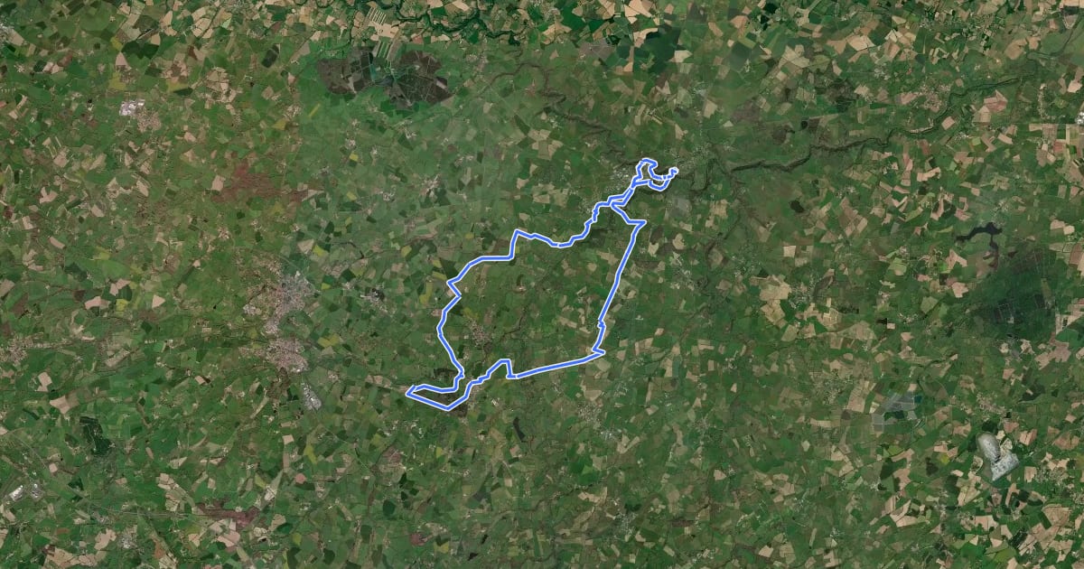 Маршрут Sentier VTT de Voultegon-Saint-Clémentin n°2 на спутниковом снимке