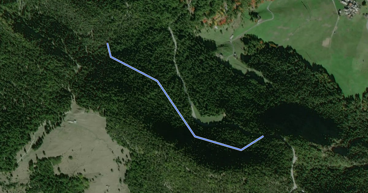 Маршрут Sentiero 1A Area Attrezzata Chantorné Colle di San Pantaleone на спутниковом снимке