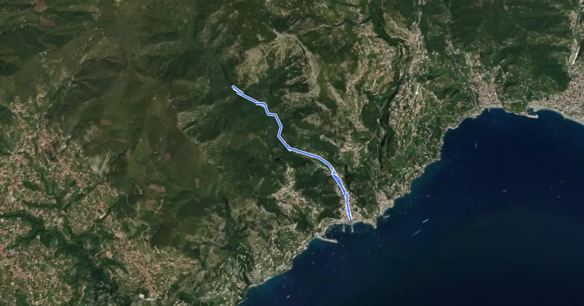 Маршрут Sentiero basso della Valle delle Ferriere на спутниковом снимке