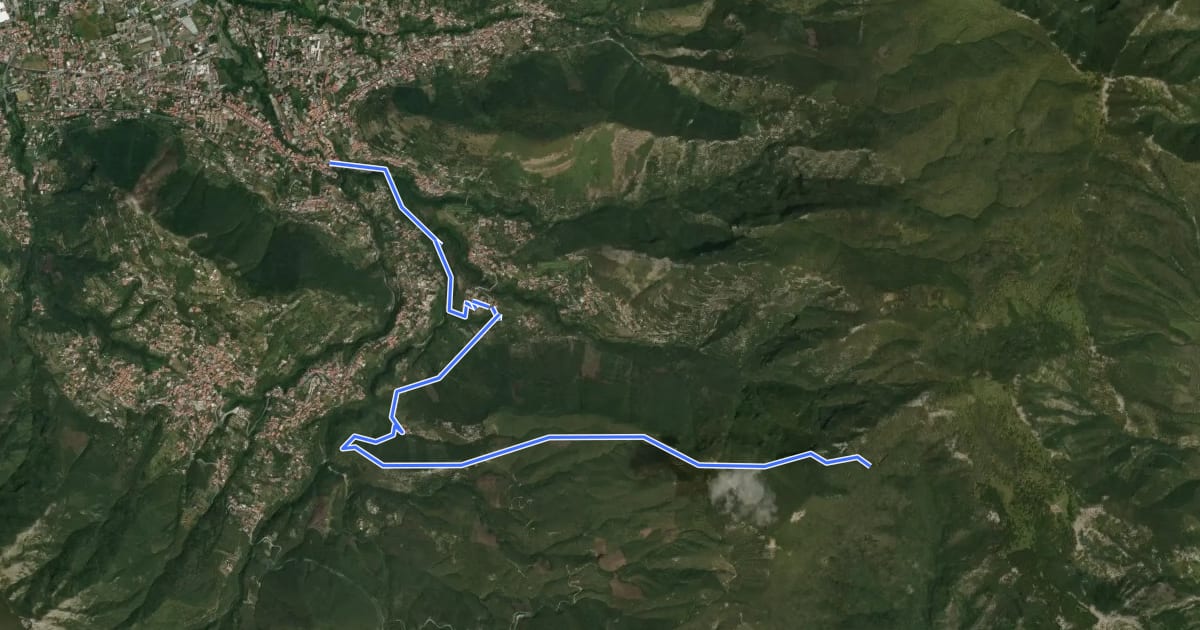 Маршрут Sentiero dei cavalieri di Amalfi на спутниковом снимке