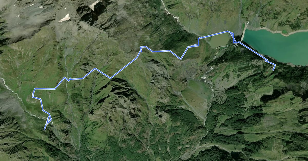 Маршрут Sentiero dei Laghi Alto - Tappa 10 на спутниковом снимке