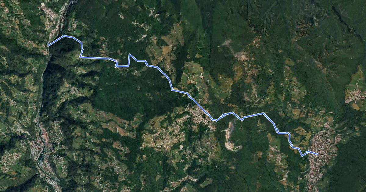 Маршрут Sentiero dei Laghi Basso - Tappa 6 на спутниковом снимке