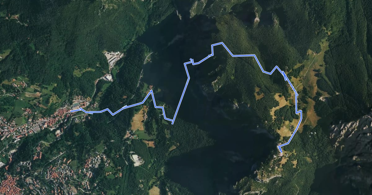 Маршрут Sentiero del Passo del Cammello на спутниковом снимке