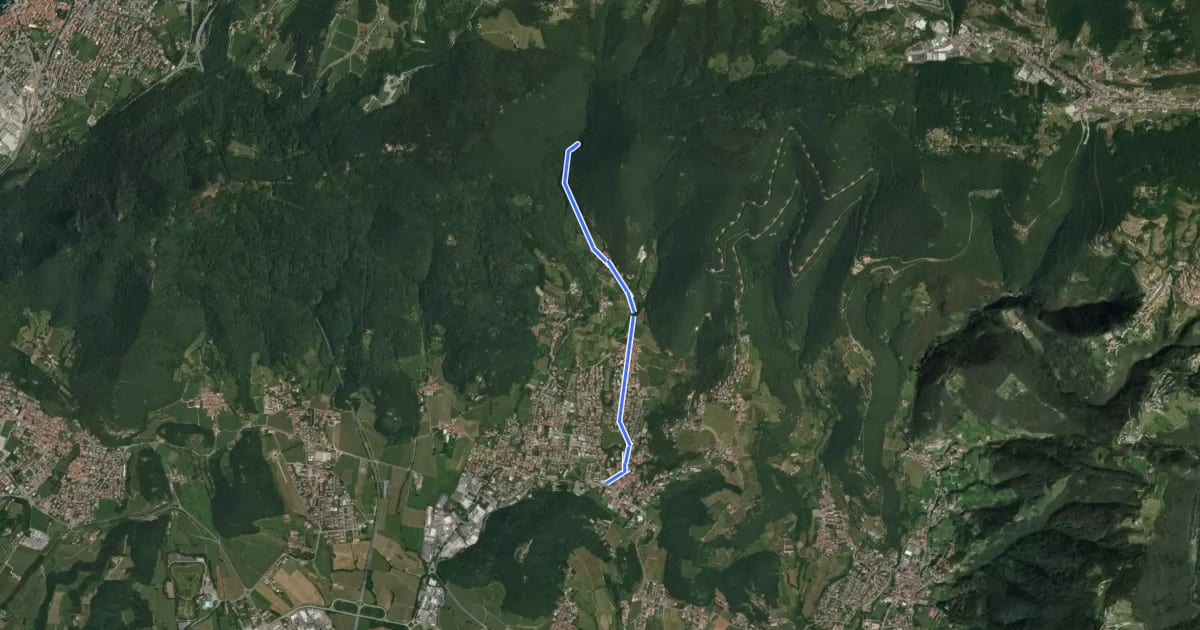 Маршрут Sentiero delle Cascate (Percorso Principale) на спутниковом снимке