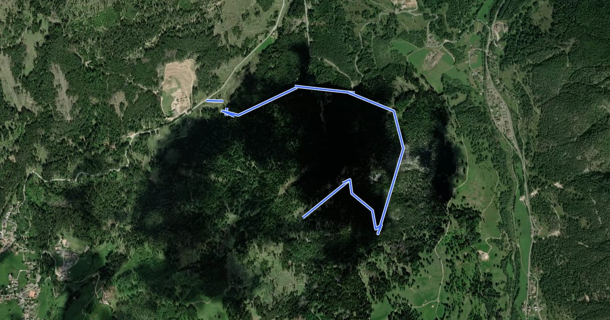 Маршрут Sentiero forestale Cucal на спутниковом снимке