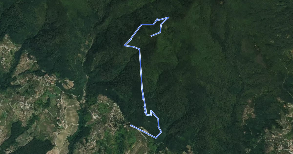 Маршрут Sentiero n.4 "Monte Scarpiglione" на спутниковом снимке