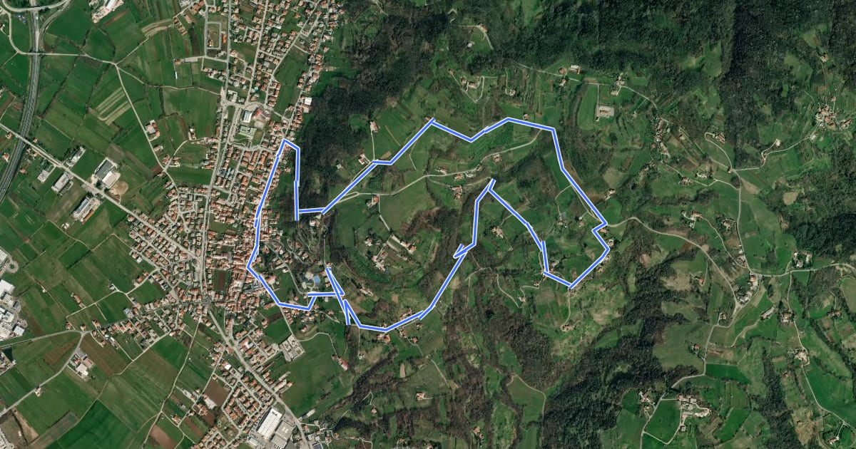 Маршрут Sentiero Natura del Castello на спутниковом снимке