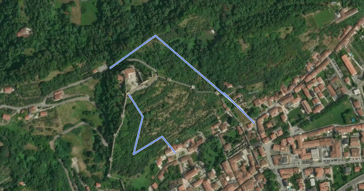 Маршрут Sentiero panoramico e naturalistico на спутниковом снимке