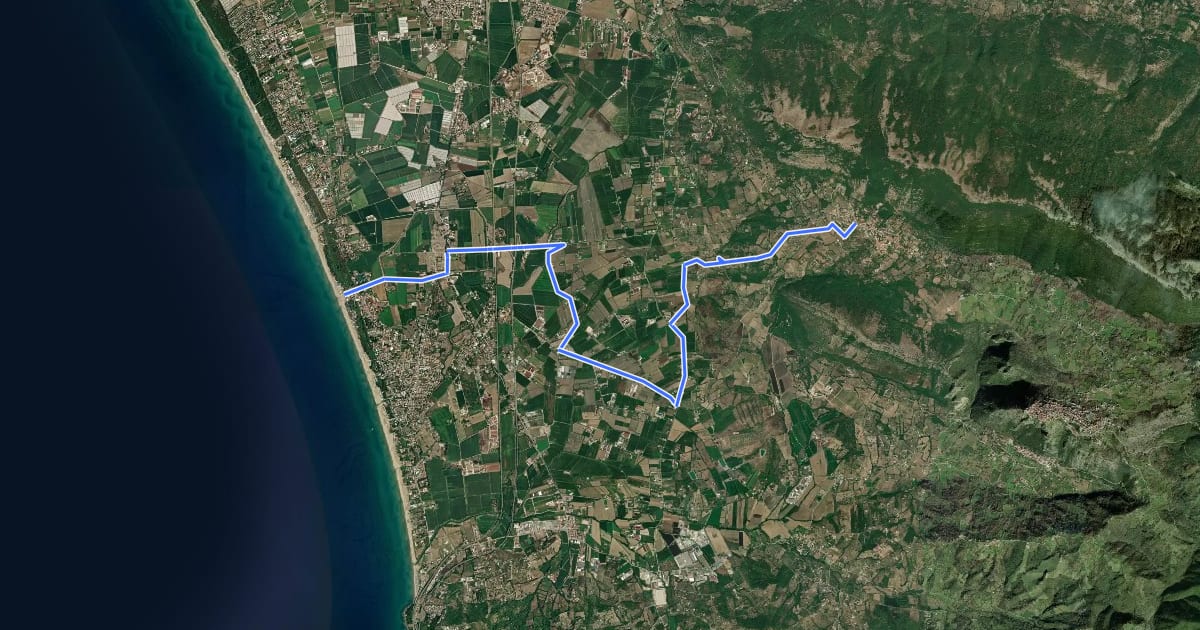 Маршрут Sentiero S5 di Capaccio Paestum на спутниковом снимке