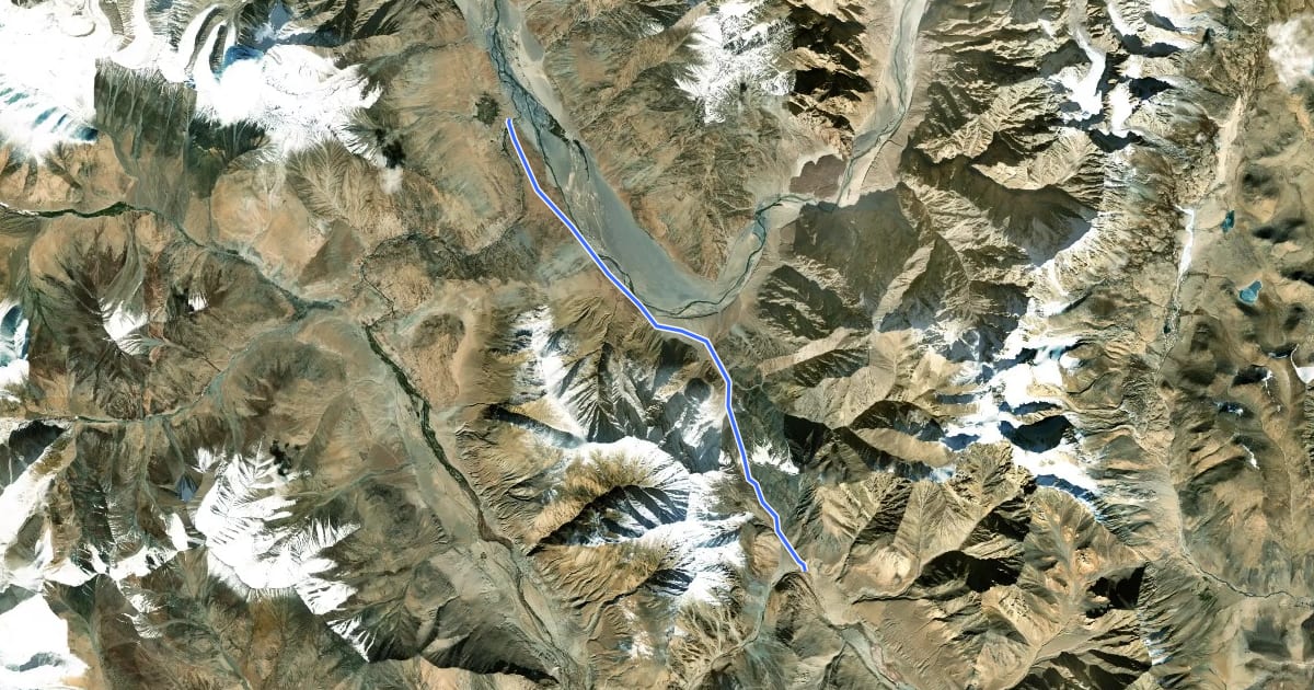 Маршрут Shyok to Pangong Tso на спутниковом снимке