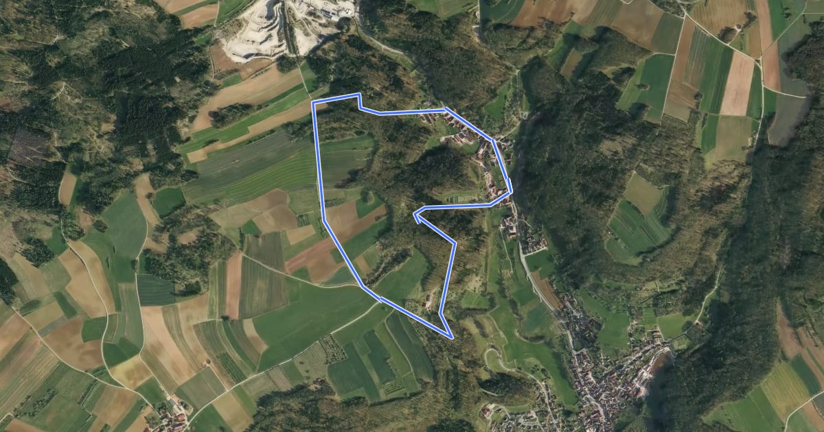 Маршрут Simmelsdorfer Rundwanderweg Blau 2 на спутниковом снимке