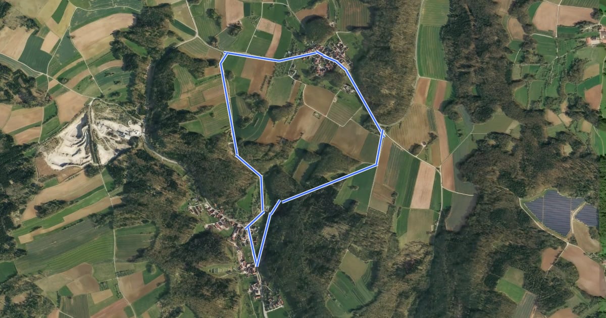 Маршрут Simmelsdorfer Rundwanderweg Blau 3 на спутниковом снимке