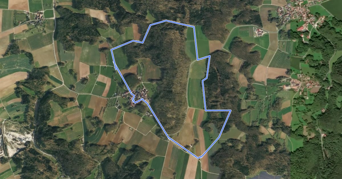 Маршрут Simmelsdorfer Rundwanderweg Blau 4 на спутниковом снимке