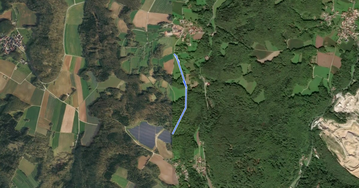 Маршрут Simmelsdorfer Wanderweg Rot 4 на спутниковом снимке