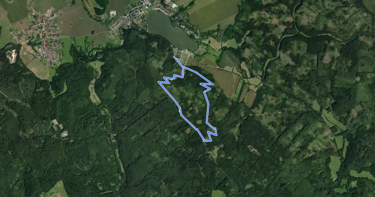 Маршрут Singletrail Moravský Kras - okruh 3 на спутниковом снимке