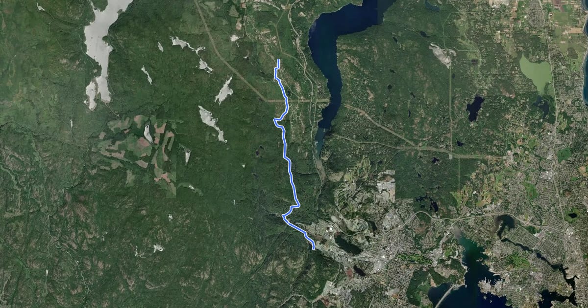Маршрут Sooke Hills Wilderness Trail на спутниковом снимке