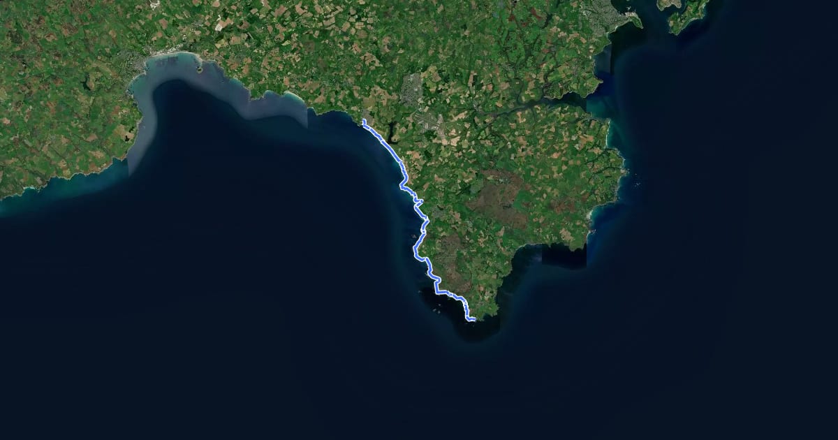 Маршрут South West Coast Path (Section 26: Porthleven to The Lizard) на спутниковом снимке