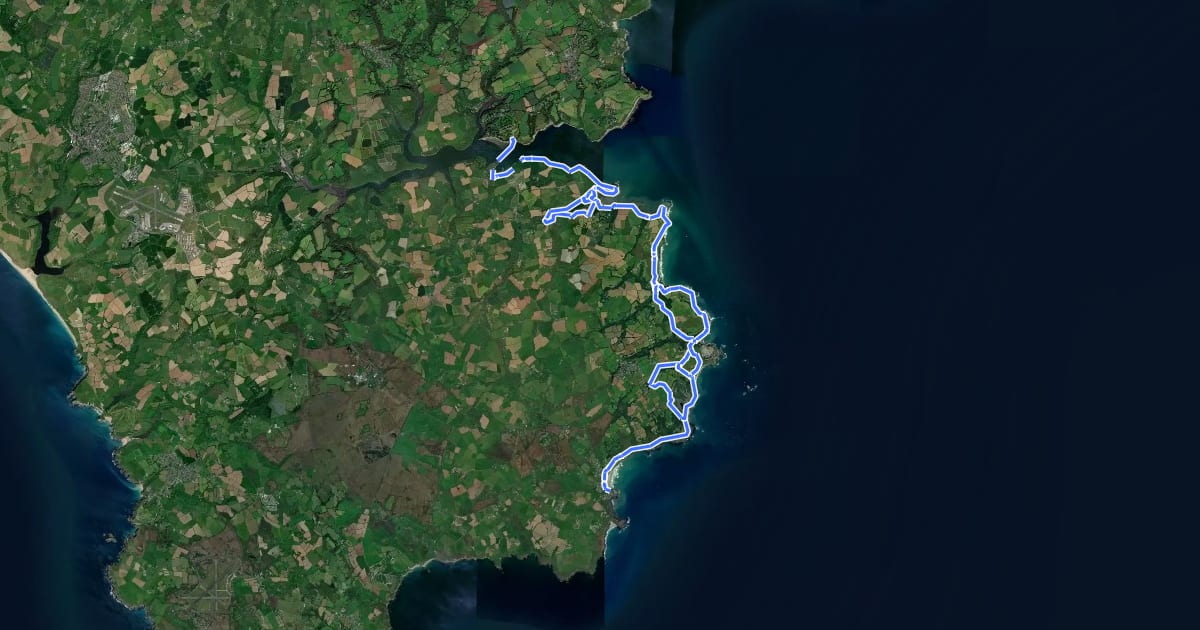 Маршрут South West Coast Path (Section 28: Coverack to Helford) на спутниковом снимке