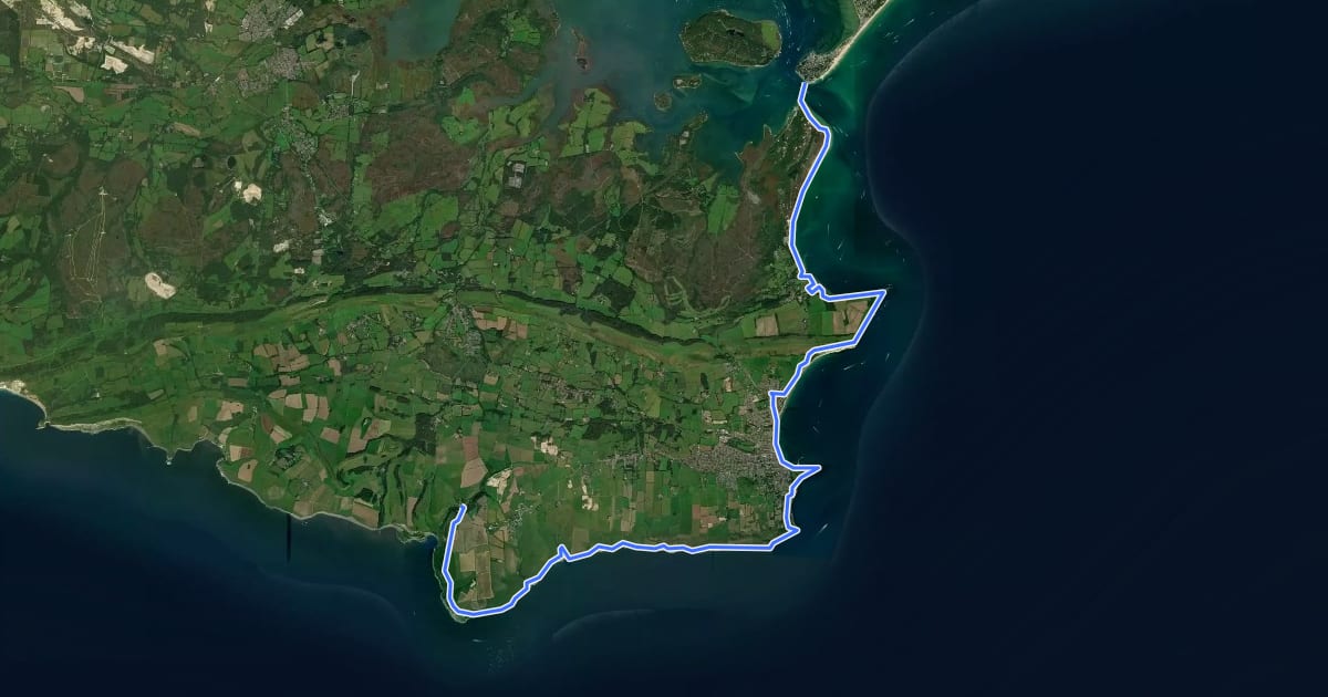 Маршрут South West Coast Path (Section 52: Worth Matravers to South Haven Point) на спутниковом снимке