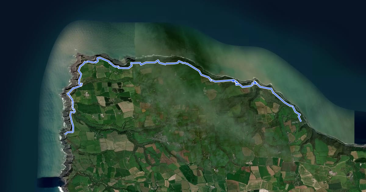 Маршрут South West Coast Path (Section 9: Clovelly to Hartland Quay) на спутниковом снимке