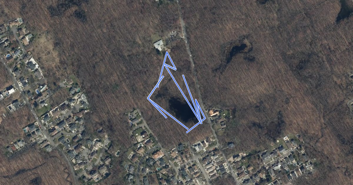 Маршрут Spring Pond Loop Trail на спутниковом снимке
