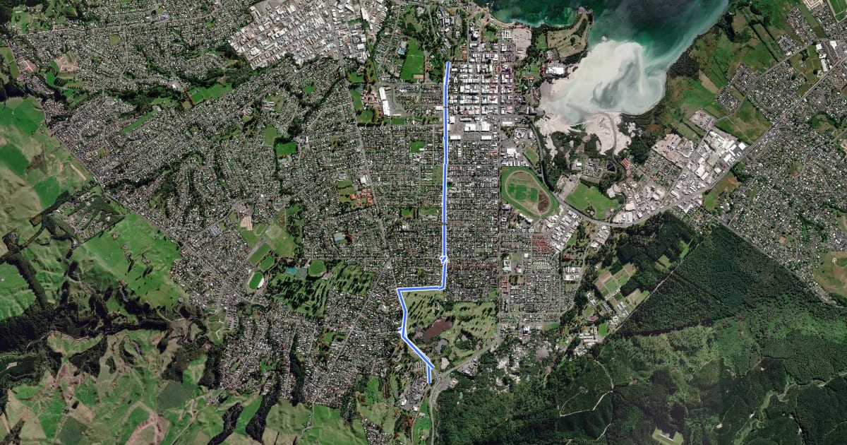Маршрут Springfield - City Centre Shared Path на спутниковом снимке