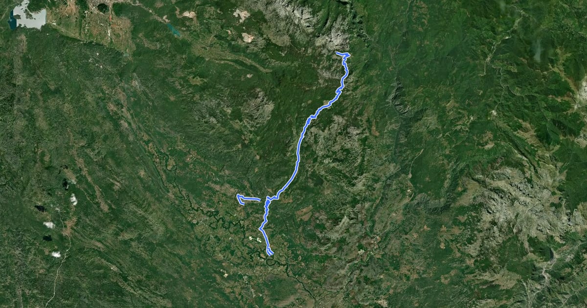 Маршрут Spuž – Poljana (suggested trail, no trailmarks) на спутниковом снимке