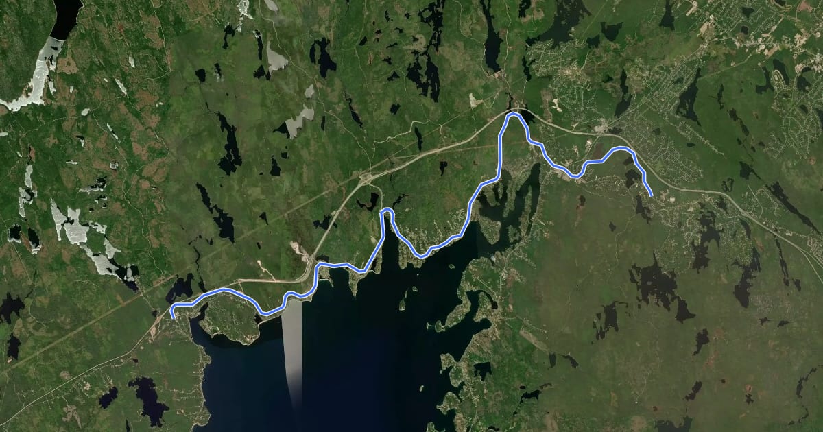 Маршрут St Margarets Bay Trail на спутниковом снимке