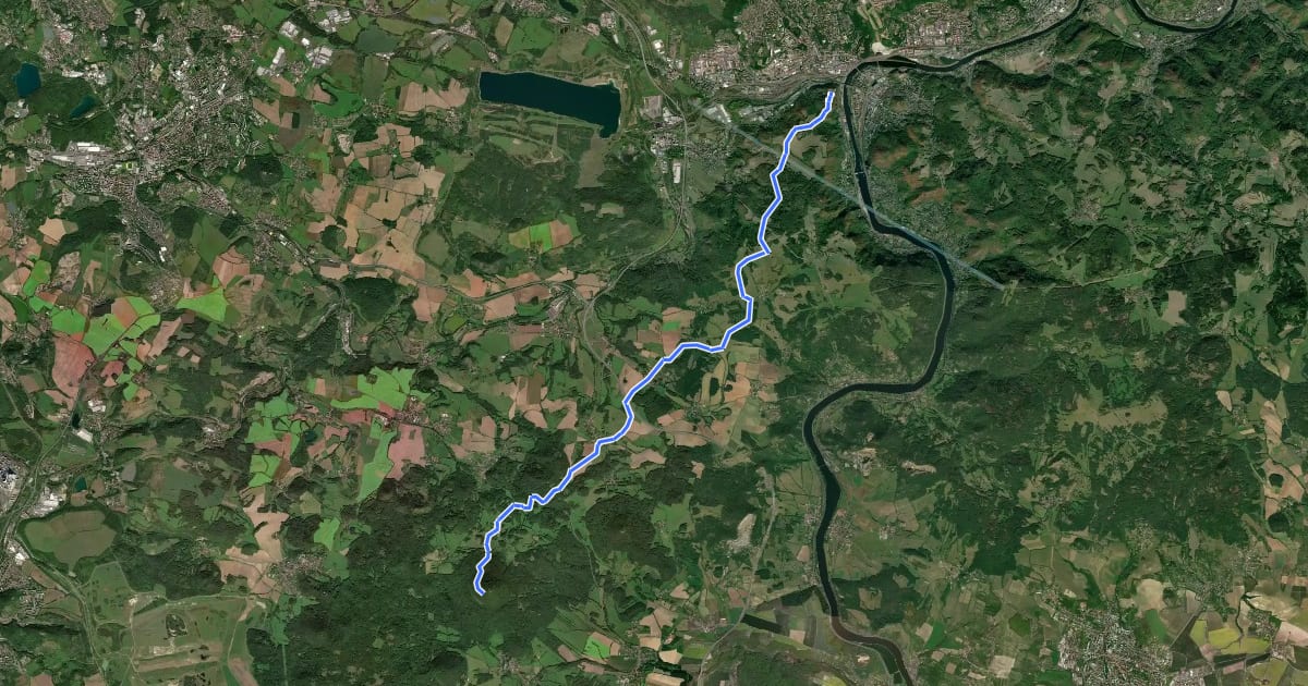 Маршрут [Č] Ústí n. Labem, Větruše - Milešovka (rozc.) на спутниковом снимке