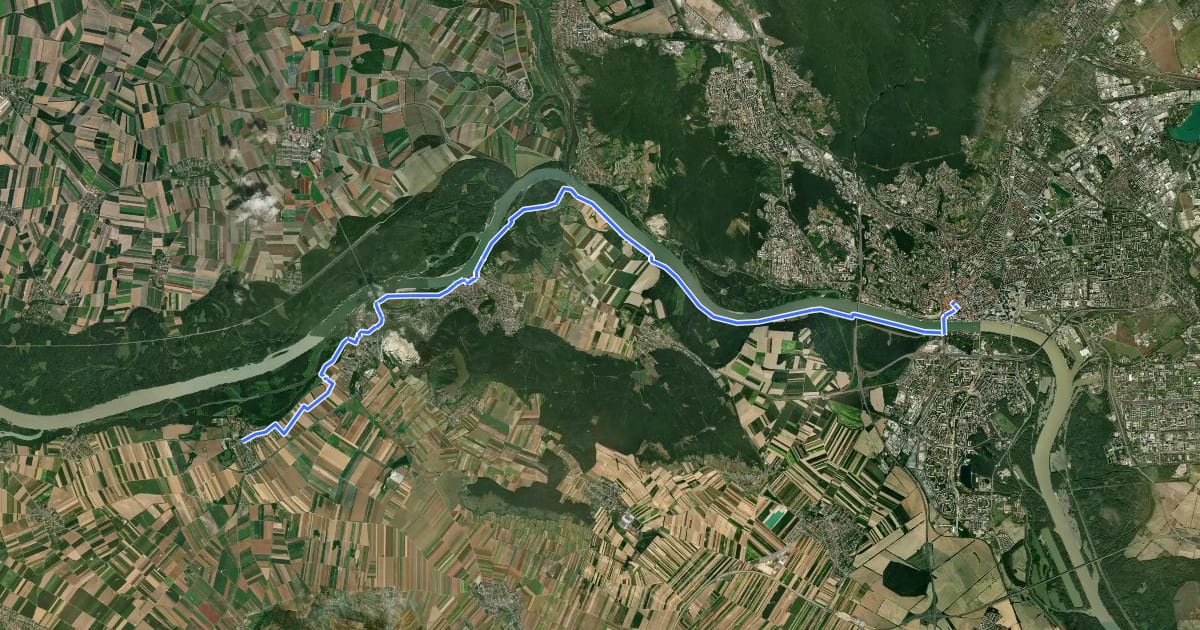 Маршрут ST14 Petronell-Carnuntum - Bratislava на спутниковом снимке