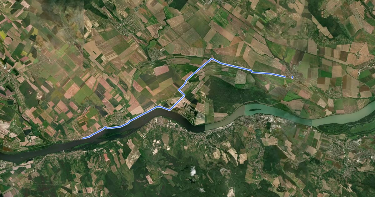 Маршрут ST207 Radvaň nad Dunajom - Mužla на спутниковом снимке