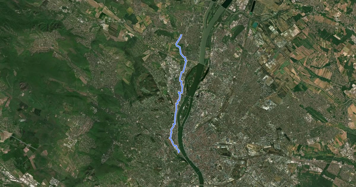 Маршрут ST211 Csillaghegy - Budapest на спутниковом снимке