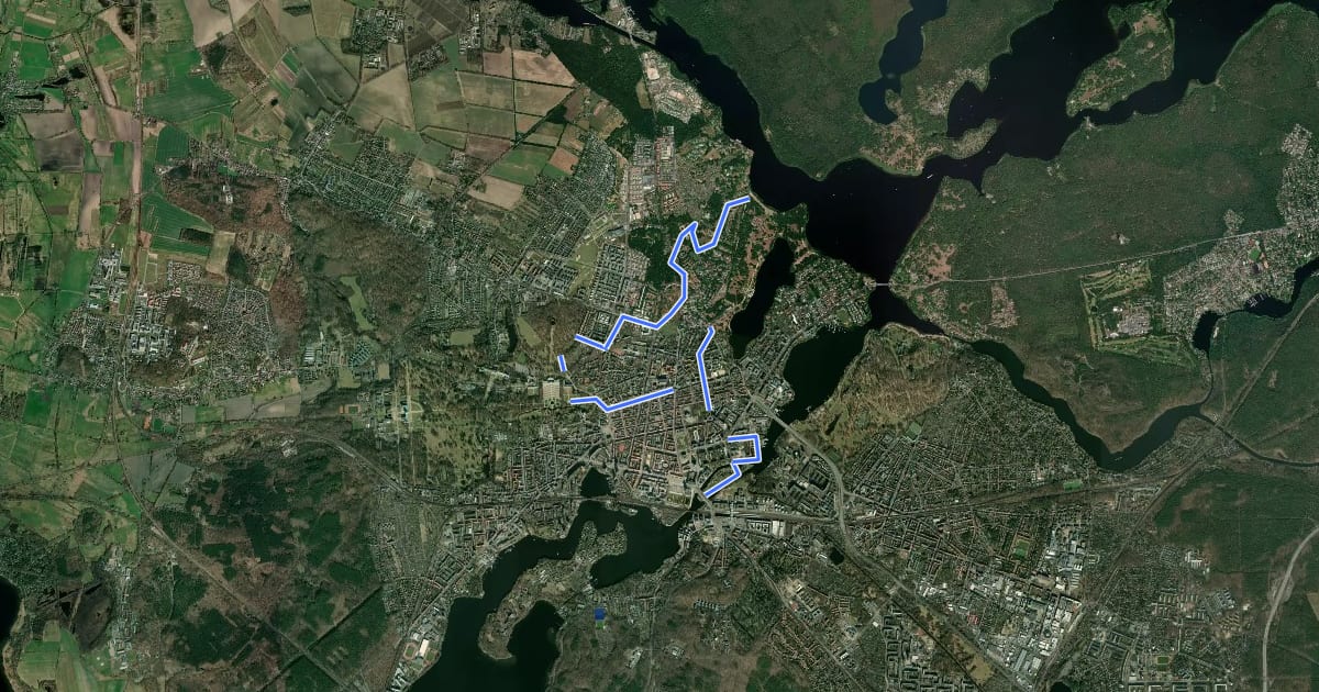 Маршрут Stadtwanderroute 4 на спутниковом снимке