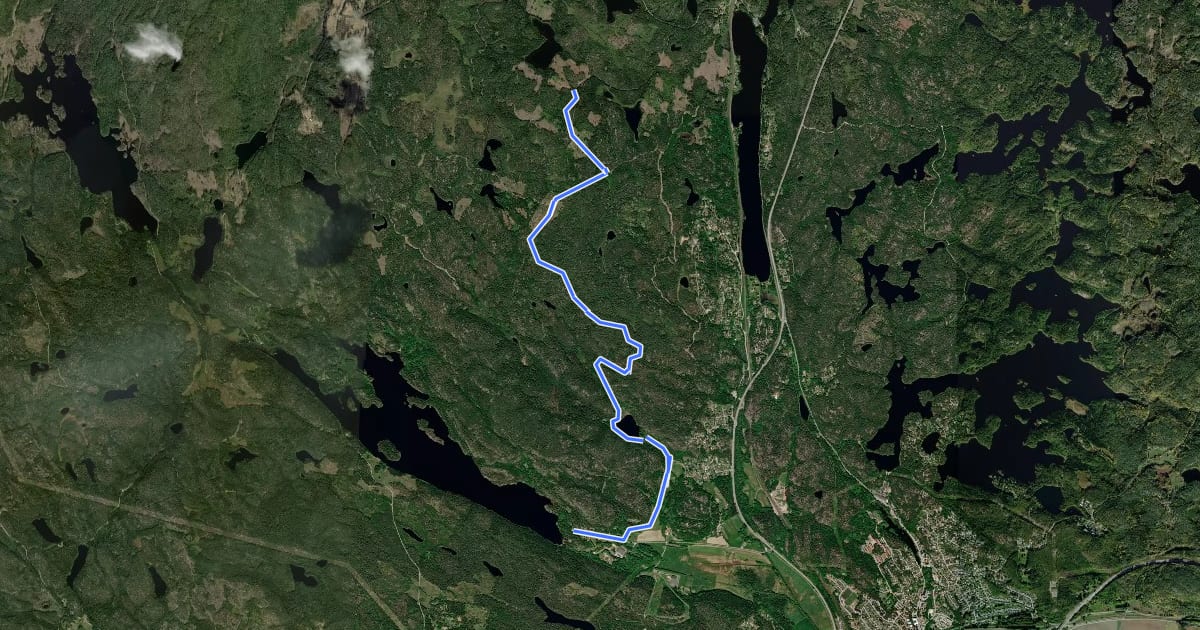 Маршрут Östgötaleden: Anslutningsled Hultsbruk-Graversfors на спутниковом снимке