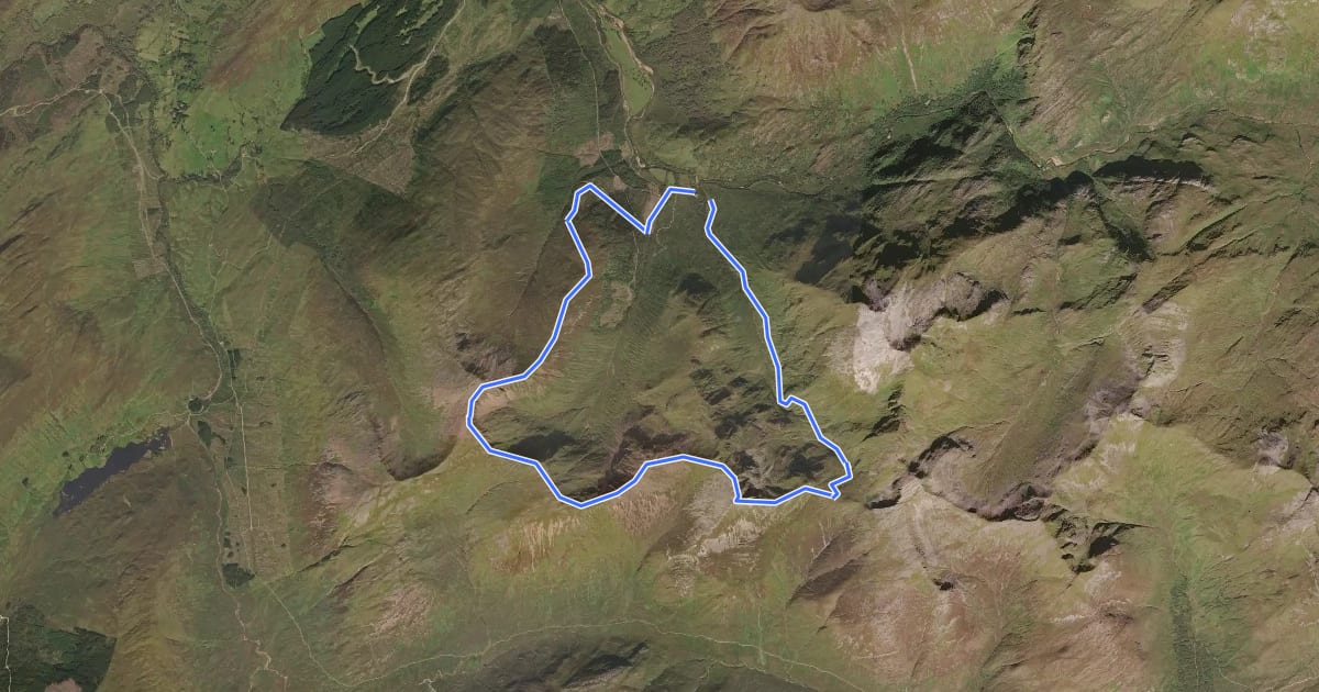 Маршрут Stob Ban (white peak) and Mullach nan Coirean (Summit of the Corries) на спутниковом снимке