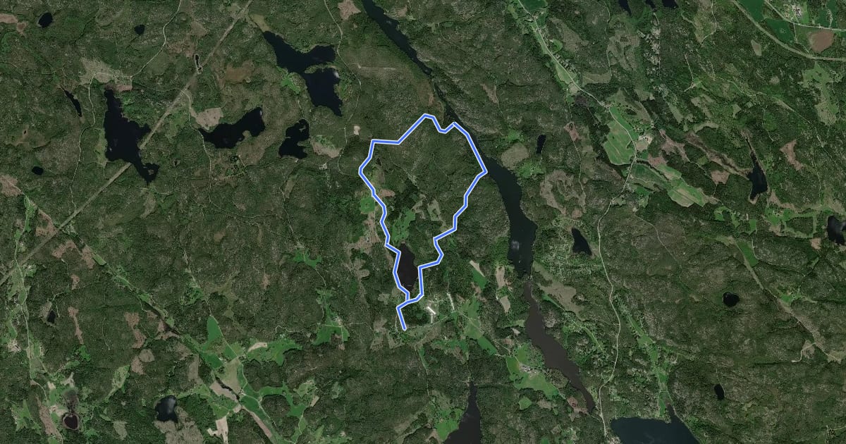 Маршрут Stora fornborgsrundan - Stenhuggarmon на спутниковом снимке