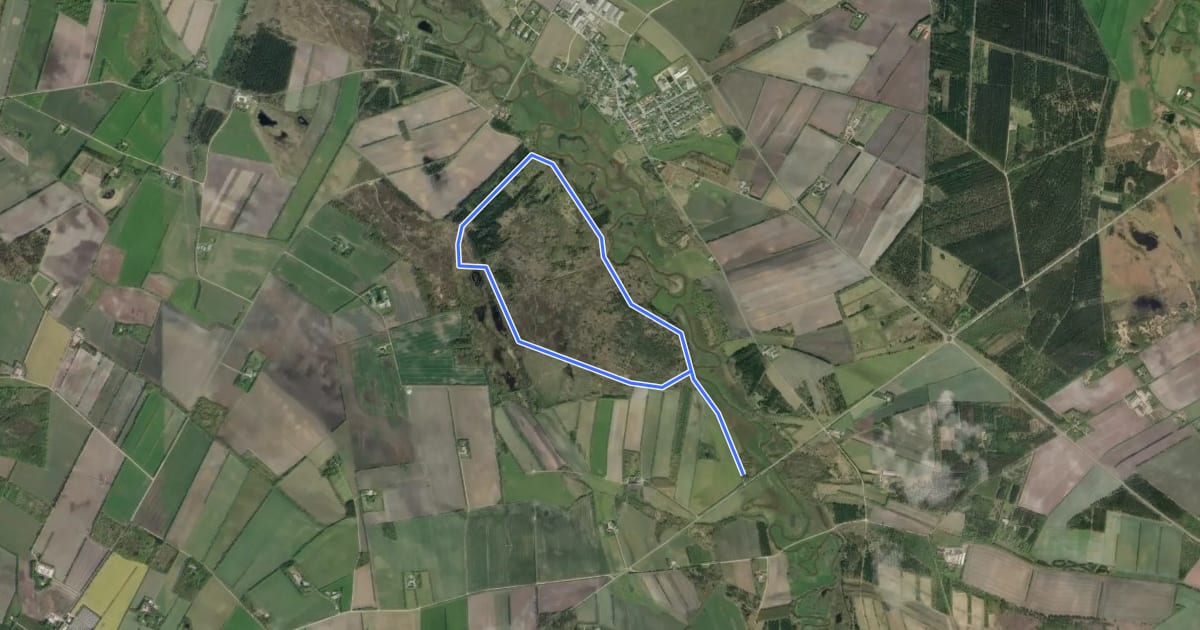 Маршрут Stoubæk Krat, rød rute на спутниковом снимке