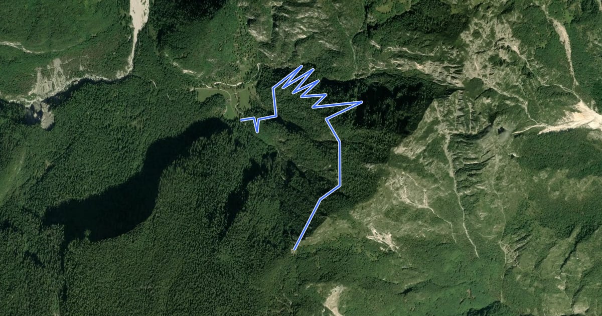 Маршрут Strada degli alpini на спутниковом снимке