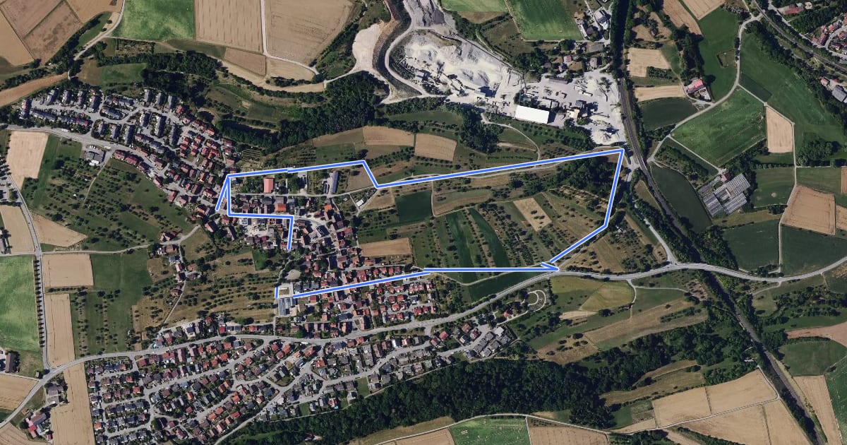 Маршрут Streuobsterlebnisweg Haslach на спутниковом снимке