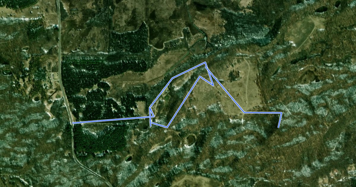 Маршрут Stute Springs Nature Trail на спутниковом снимке