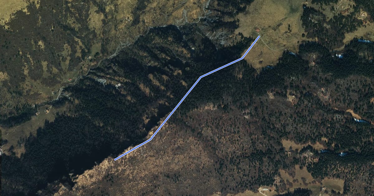 Маршрут Sul percorso EE fra la Croce del Monte Corno ed il Campo d'Avene на спутниковом снимке