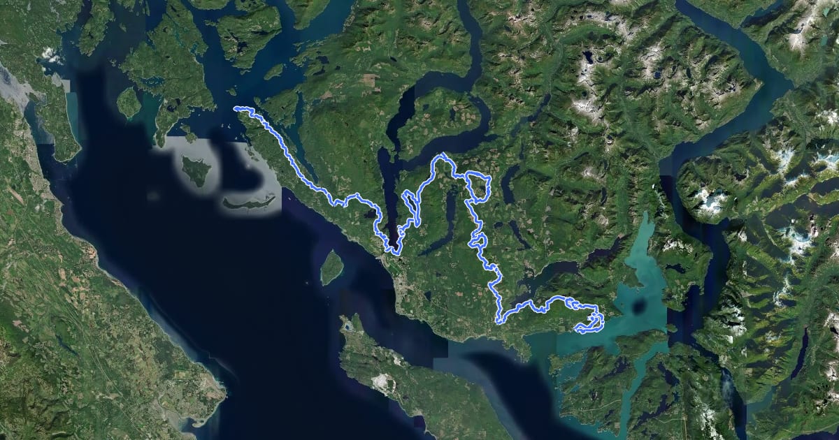 Маршрут Sunshine Coast Trail на спутниковом снимке