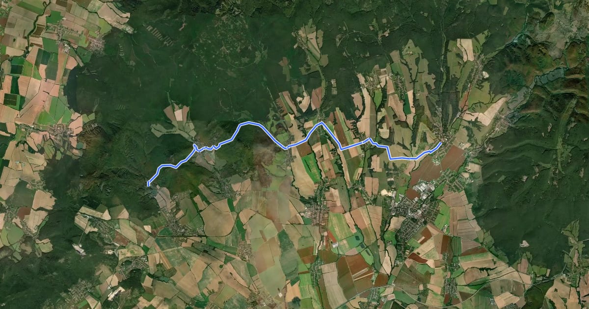 Маршрут Svätojakubská cesta na Slovensku: Etapa Topoľčianky – Jelenec на спутниковом снимке