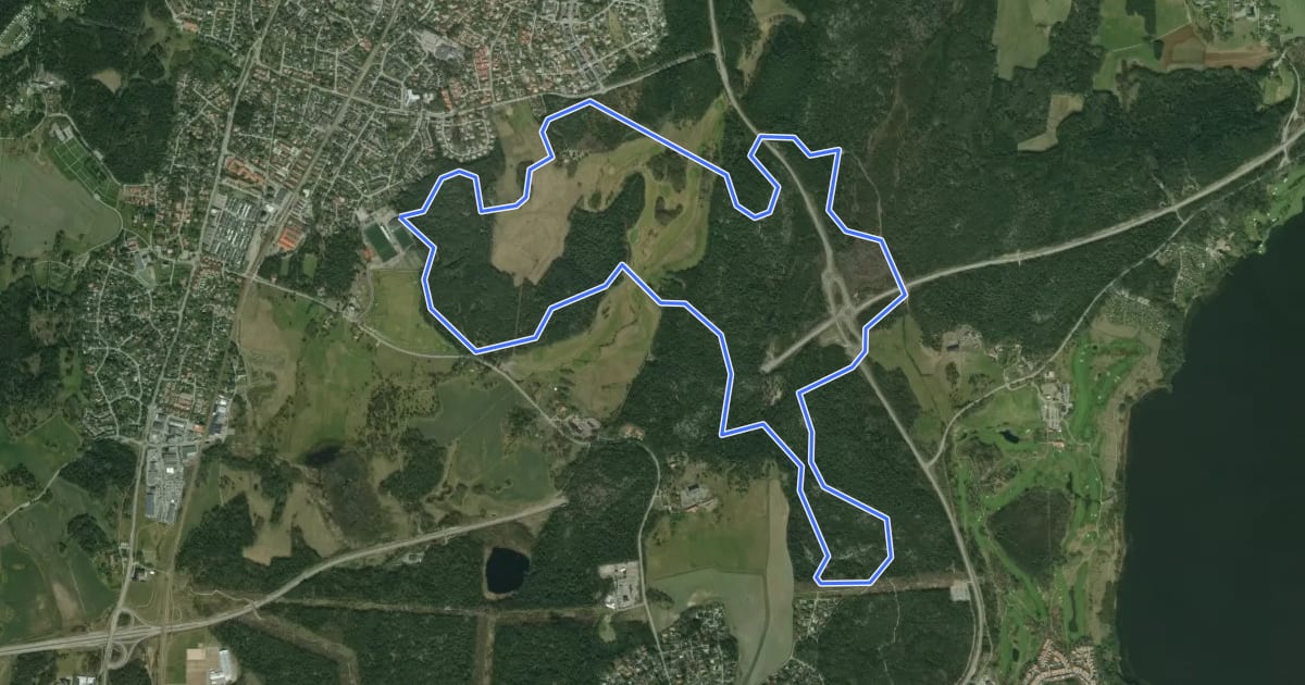Маршрут Täby IP milen 10km grön на спутниковом снимке