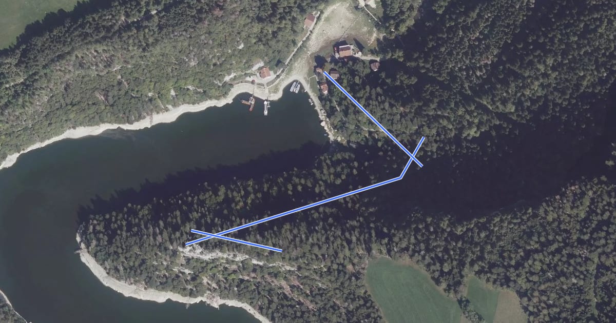 Маршрут Tête de Calvin - Hôtel du Saut du Doubs на спутниковом снимке