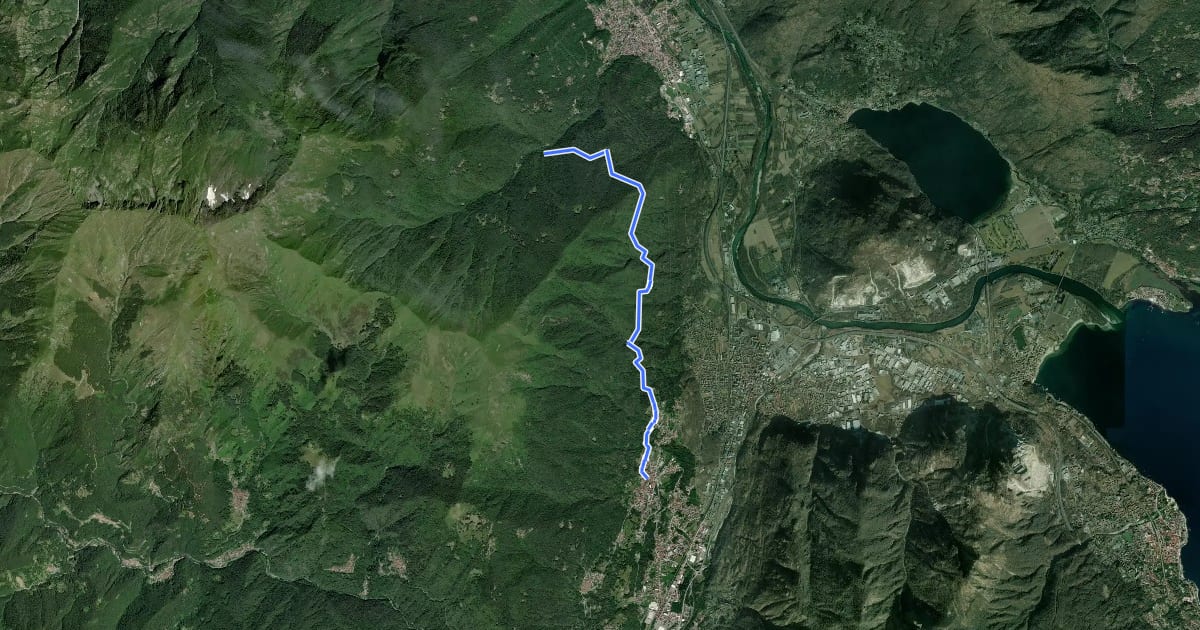 Маршрут T02 - Casale Corte Cerro - San Bartolomeo на спутниковом снимке